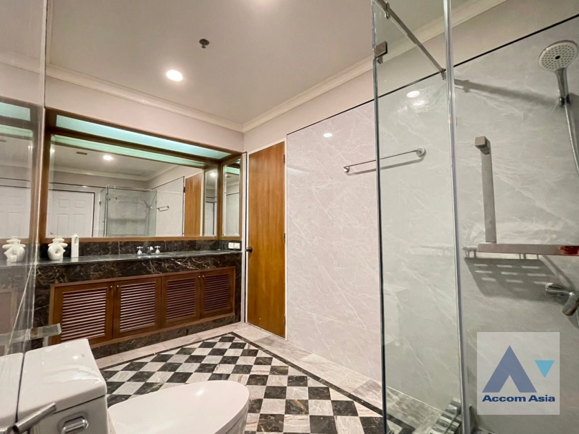 6  3 br Condominium for rent and sale in Charoen Nakhon ,Bangkok BTS Krung Thon Buri at Baan Chao Praya AA44147