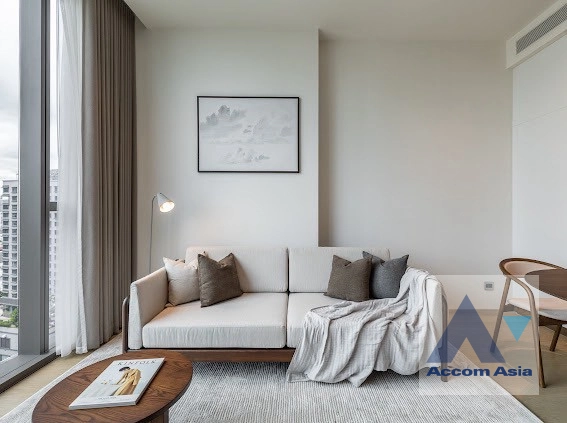 5  1 br Condominium for rent and sale in Sukhumvit ,Bangkok BTS Thong Lo at The Strand Thonglor AA44148