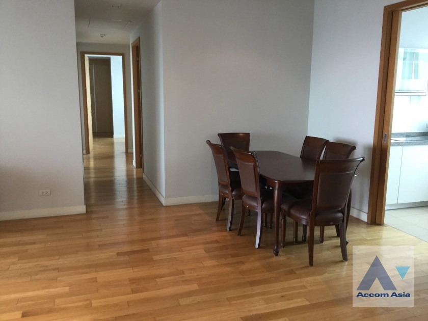 unit 3 Bedrooms  Condominium For Rent & Sale in Sukhumvit, Bangkok  near BTS Asok - MRT Sukhumvit (AA44149)