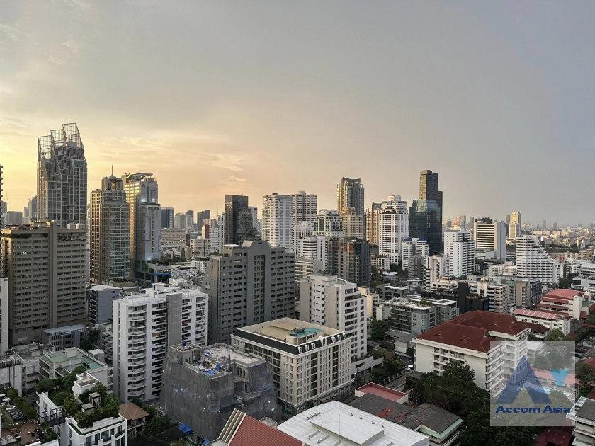 11  1 br Condominium For Sale in Sukhumvit ,Bangkok BTS Asok - MRT Sukhumvit at Noble BE19 AA44150