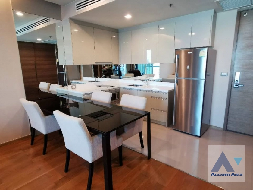 unit 2 Bedrooms  Condominium For Rent & Sale in Silom, Bangkok  near BTS Chong Nonsi (AA44154)