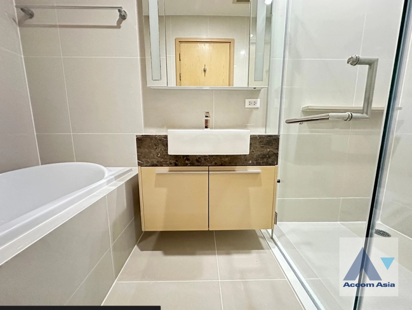 8  1 br Condominium For Sale in Sukhumvit ,Bangkok BTS Ekkamai at 39 By Sansiri AA44165