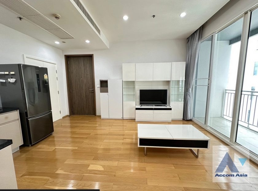 unit 1 Bedroom  Condominium For Sale in Sukhumvit, Bangkok  near BTS Ekkamai (AA44165)
