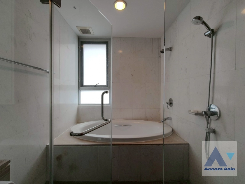 15  3 br Apartment for rent and sale in Sukhumvit ,Bangkok BTS Ratchadamri at Spacious Living in Asoke – 220 SQ.M. Up AA44177