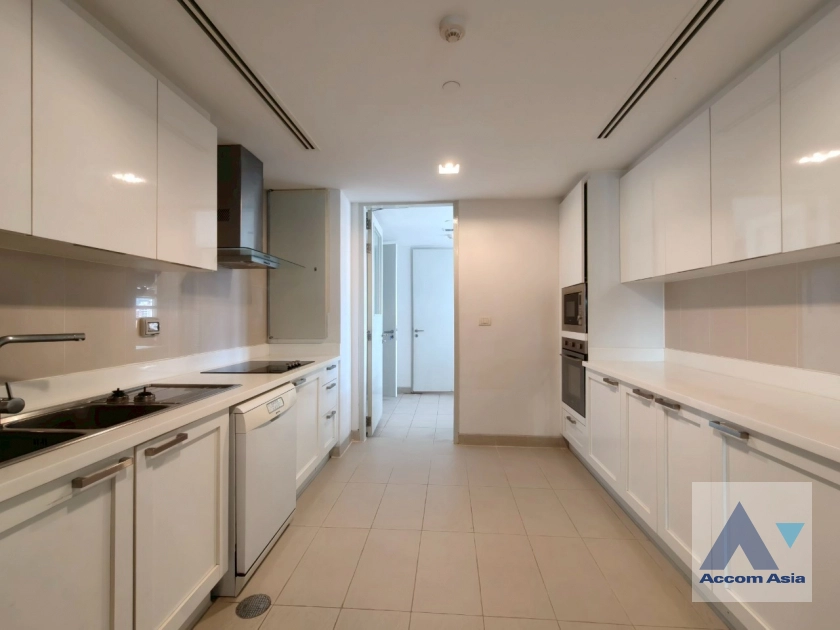 8  4 br Apartment for rent and sale in Sukhumvit ,Bangkok BTS Ratchadamri at Spacious Living in Asoke – 220 SQ.M. Up AA44181