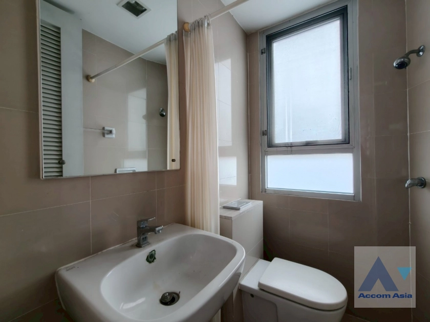 19  4 br Apartment for rent and sale in Sukhumvit ,Bangkok BTS Ratchadamri at Spacious Living in Asoke – 220 SQ.M. Up AA44181