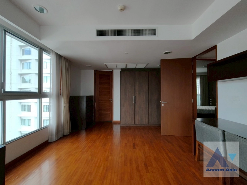 15  4 br Apartment for rent and sale in Sukhumvit ,Bangkok BTS Ratchadamri at Spacious Living in Asoke – 220 SQ.M. Up AA44181