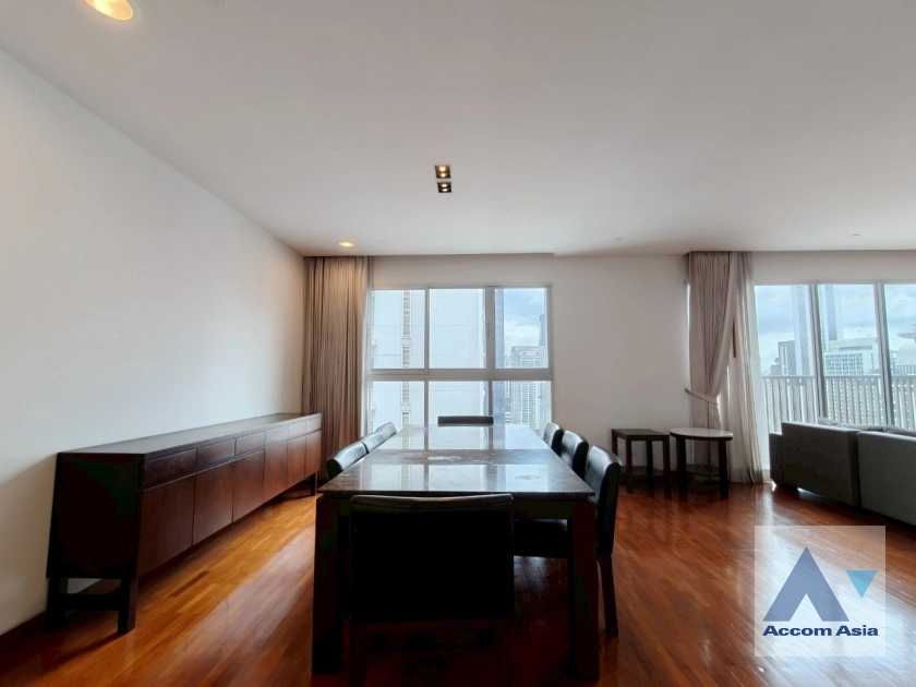 6  4 br Apartment for rent and sale in Sukhumvit ,Bangkok BTS Ratchadamri at Spacious Living in Asoke – 220 SQ.M. Up AA44181