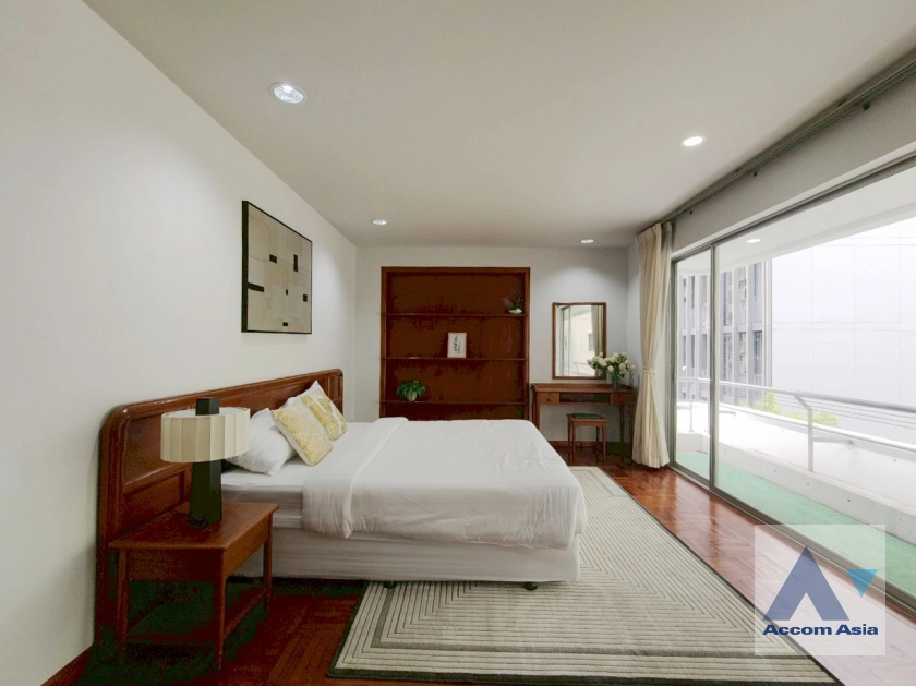 11  3 br Apartment for rent and sale in Sukhumvit ,Bangkok BTS Phrom Phong at Thai Colonial Style AA44186