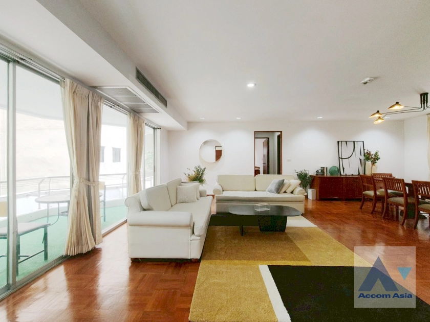 unit 3 Bedrooms  Apartment For Rent & Sale in Sukhumvit, Bangkok  near BTS Phrom Phong (AA44186)