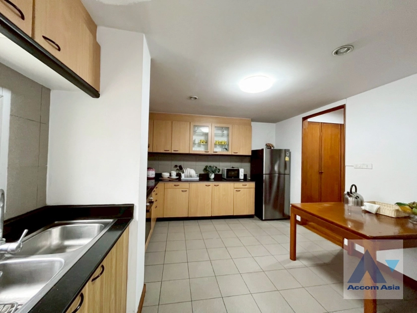 9  3 br Apartment for rent and sale in Sukhumvit ,Bangkok BTS Phrom Phong at Thai Colonial Style AA44186