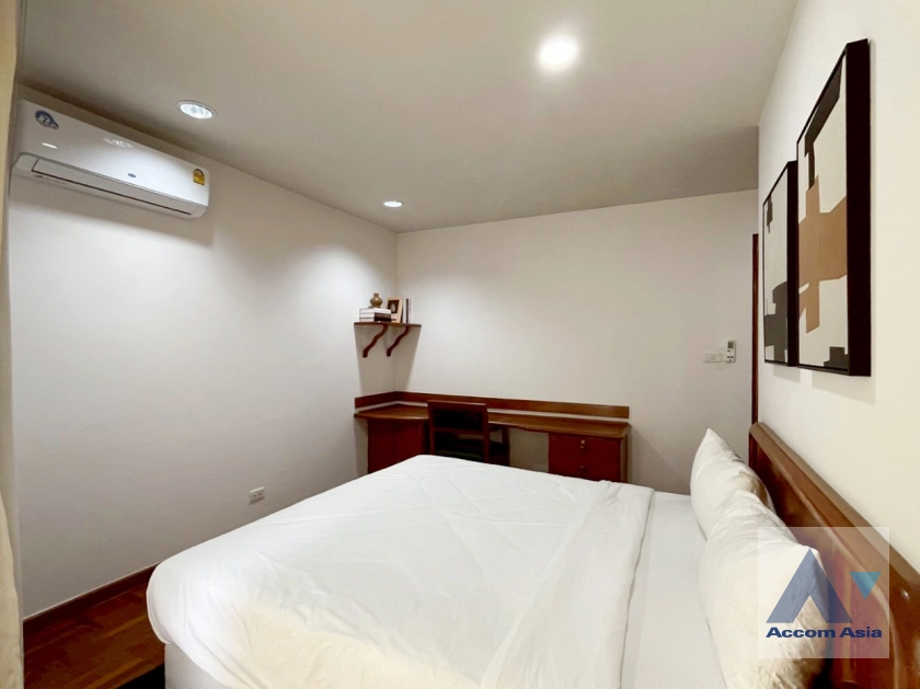 23  3 br Apartment for rent and sale in Sukhumvit ,Bangkok BTS Phrom Phong at Thai Colonial Style AA44186