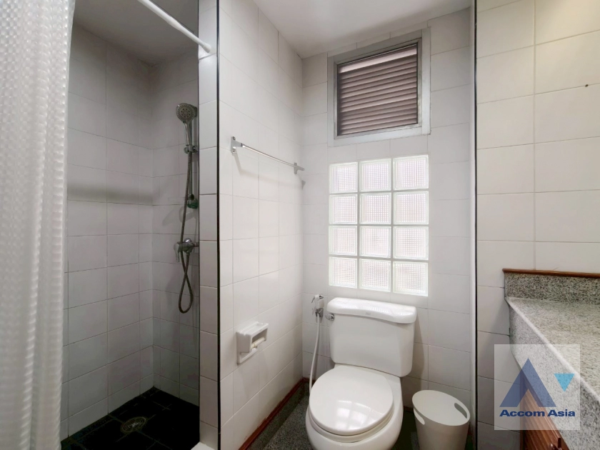 27  3 br Apartment for rent and sale in Sukhumvit ,Bangkok BTS Phrom Phong at Thai Colonial Style AA44186