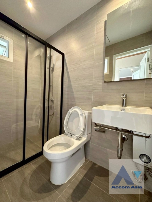 15  3 br Condominium for rent and sale in Sukhumvit ,Bangkok BTS Nana at Newton Tower AA44194