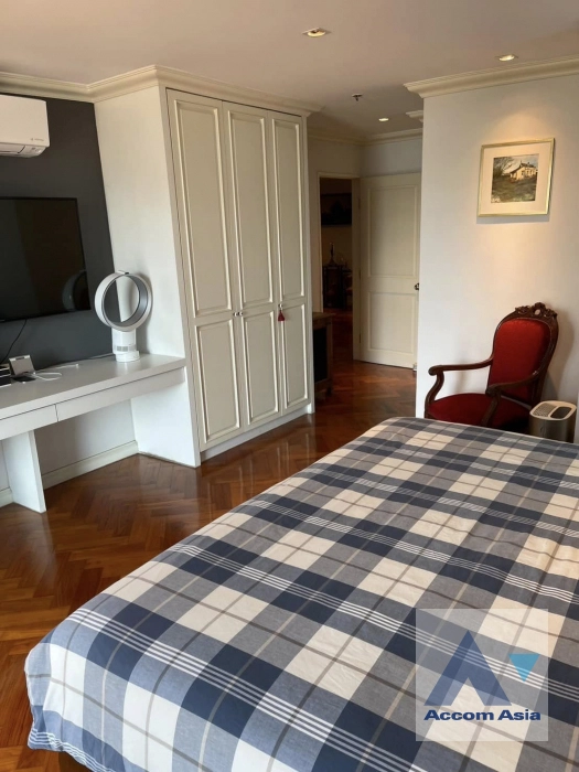 9  2 br Condominium For Sale in Sukhumvit ,Bangkok BTS Phrom Phong at Serene Place AA44195