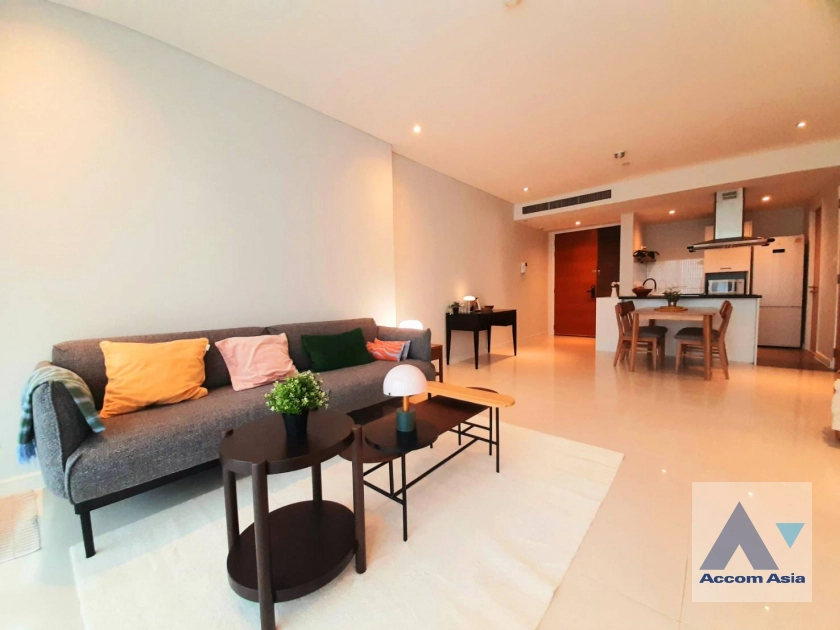 Pet friendly | Fullerton Sukhumvit Condominium  2 Bedroom for Sale & Rent BTS Ekkamai in Sukhumvit Bangkok