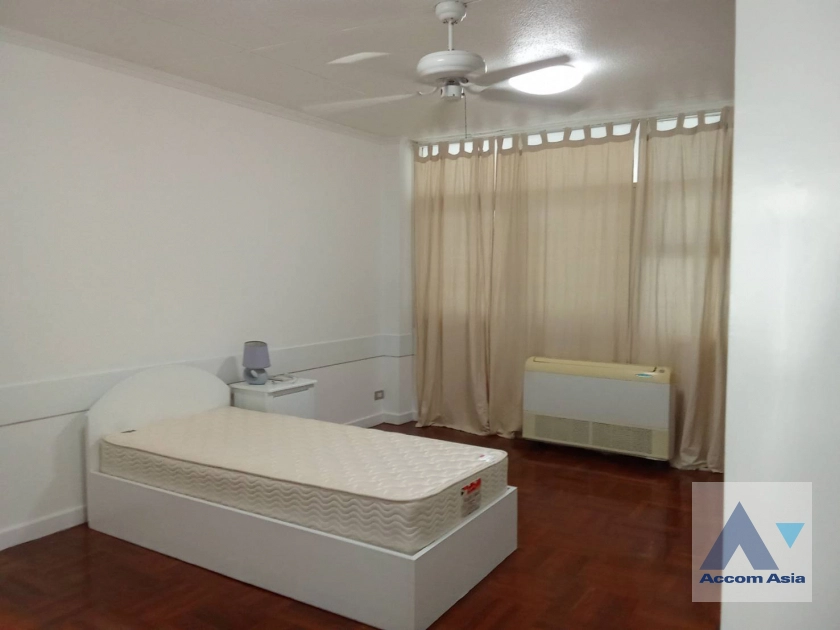 10  3 br Apartment For Rent in Sukhumvit ,Bangkok BTS Asok - MRT Sukhumvit at Easy to access BTS and MRT AA44203