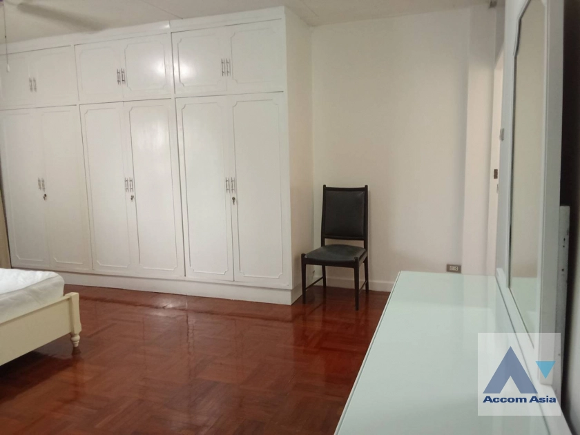 12  3 br Apartment For Rent in Sukhumvit ,Bangkok BTS Asok - MRT Sukhumvit at Easy to access BTS and MRT AA44203