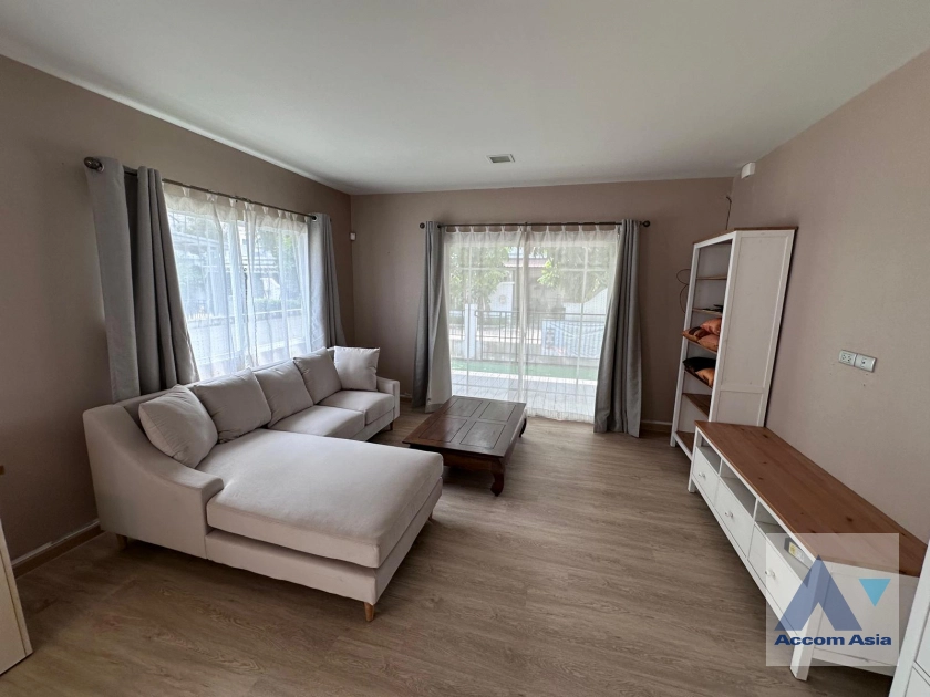  Perfect Place Ramkhamhang 164 House  3 Bedroom for Rent   in Latkrabang Bangkok