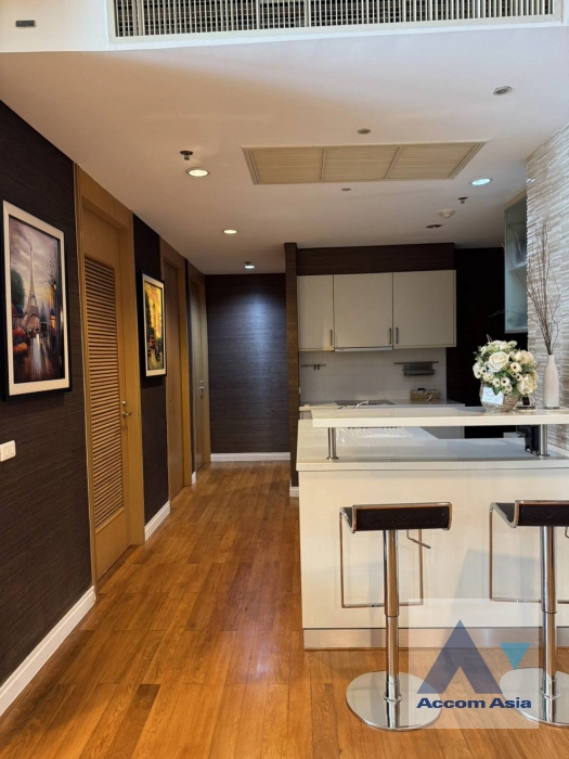  1  3 br Condominium for rent and sale in Silom ,Bangkok BTS Sala Daeng - MRT Silom at Royal Saladaeng AA44226