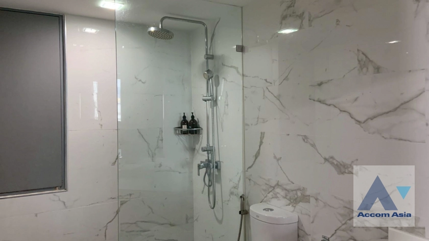 10  2 br Apartment for rent and sale in Sukhumvit ,Bangkok BTS Nana at Contemporary Lifestyle AA44231