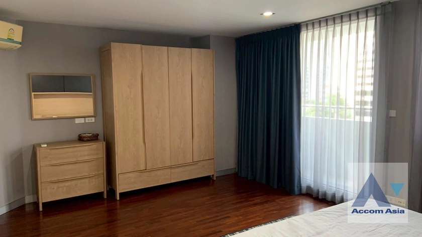 8  2 br Apartment for rent and sale in Sukhumvit ,Bangkok BTS Nana at Contemporary Lifestyle AA44231