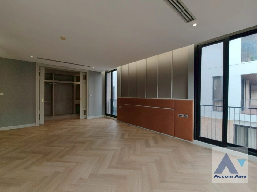 12  4 br Apartment for rent and sale in Sukhumvit ,Bangkok BTS Phrom Phong at Fully Facilities AA44235