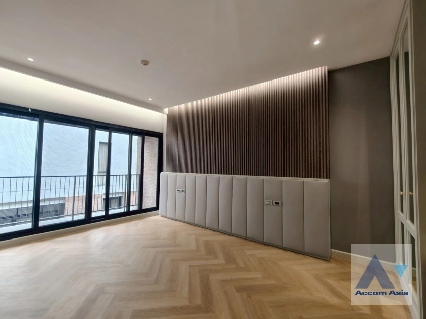 15  4 br Apartment for rent and sale in Sukhumvit ,Bangkok BTS Phrom Phong at Fully Facilities AA44235