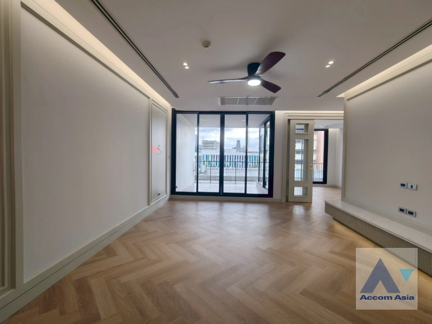 11  4 br Apartment for rent and sale in Sukhumvit ,Bangkok BTS Phrom Phong at Fully Facilities AA44235