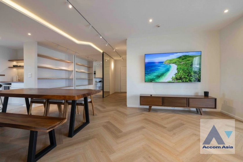 unitFully Furnished, Newly renovated |  3 Bedrooms  Condominium For Rent & Sale in Sukhumvit, Bangkok  near BTS Phrom Phong (AA44238)