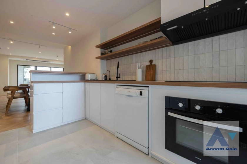 11  3 br Condominium for rent and sale in Sukhumvit ,Bangkok BTS Phrom Phong at Richmond Palace AA44238