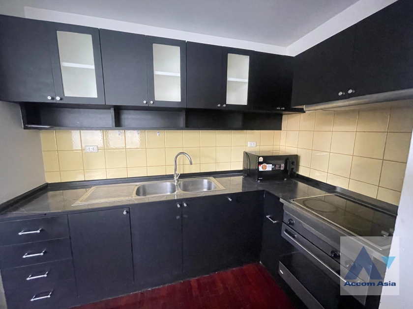 8  3 br Apartment For Rent in Sukhumvit ,Bangkok BTS Thong Lo at Pet-Friendly, Cozy and Serene Serviced Apartment in Thonglor AA44240