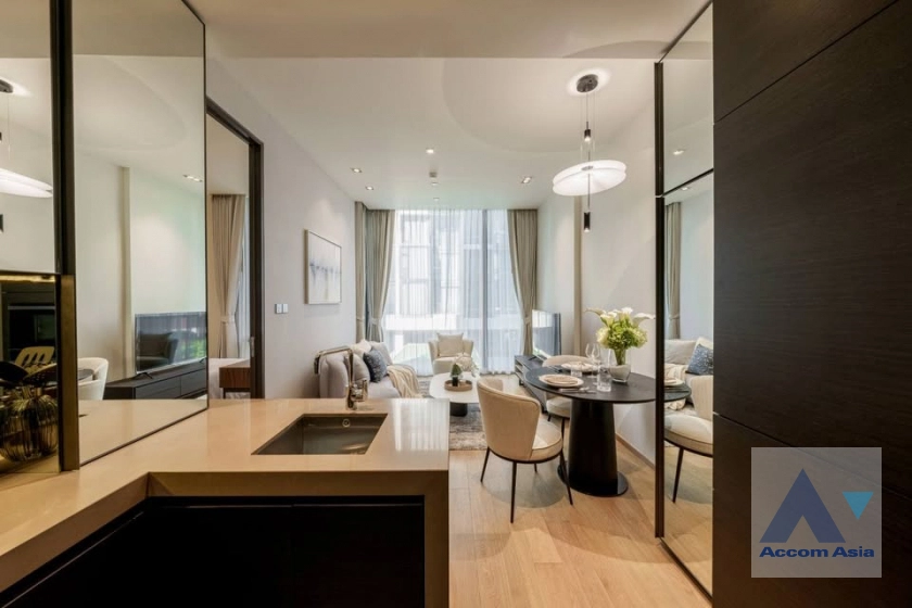 5  1 br Condominium For Rent in Ploenchit ,Bangkok BTS Chitlom at 28 Chidlom AA44243