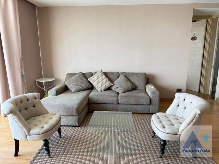 unit 2 Bedrooms  Condominium For Rent & Sale in Phaholyothin, Bangkok  near BTS Ari (AA44246)