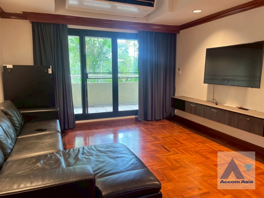 Supreme Ville Condominium  2 Bedroom for Sale & Rent BTS Chong Nonsi in Sathorn Bangkok