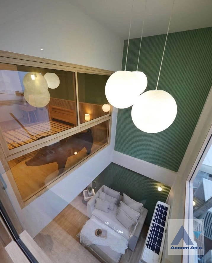 unit 3 Bedrooms  House For Rent & Sale in Sukhumvit, Bangkok  near BTS Phra khanong (AA44256)