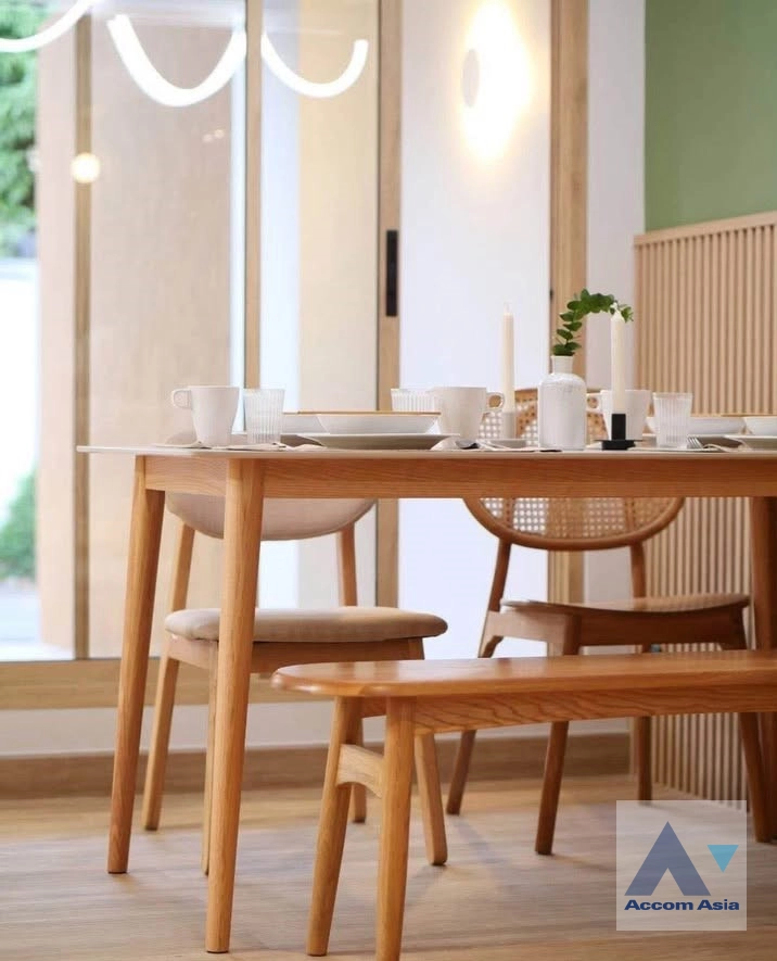 7  3 br House for rent and sale in Sukhumvit ,Bangkok BTS Phra khanong AA44256