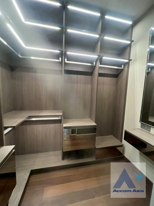 21  2 br Condominium For Sale in Sukhumvit ,Bangkok BTS Nana at Q1 Sukhumvit AA44263