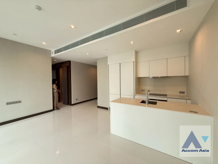 unitCorner Unit |  2 Bedrooms  Condominium For Sale in Sukhumvit, Bangkok  near BTS Nana (AA44269)