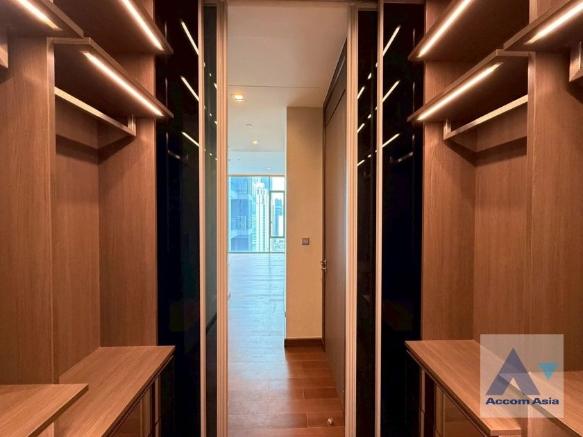 7  2 br Condominium For Sale in Sukhumvit ,Bangkok BTS Nana at Q1 Sukhumvit AA44271