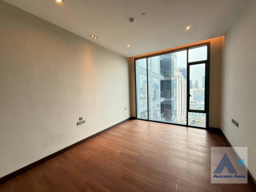 5  2 br Condominium For Sale in Sukhumvit ,Bangkok BTS Nana at Q1 Sukhumvit AA44271