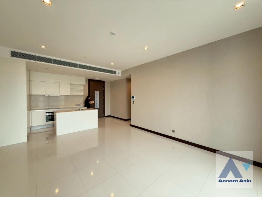 unit 2 Bedrooms  Condominium For Sale in Sukhumvit, Bangkok  near BTS Nana (AA44271)