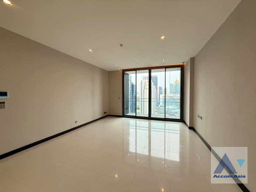 unit 2 Bedrooms  Condominium For Sale in Sukhumvit, Bangkok  near BTS Nana (AA44271)