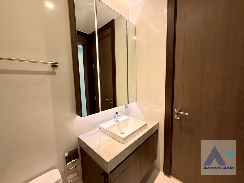 14  2 br Condominium For Sale in Sukhumvit ,Bangkok BTS Nana at Q1 Sukhumvit AA44271