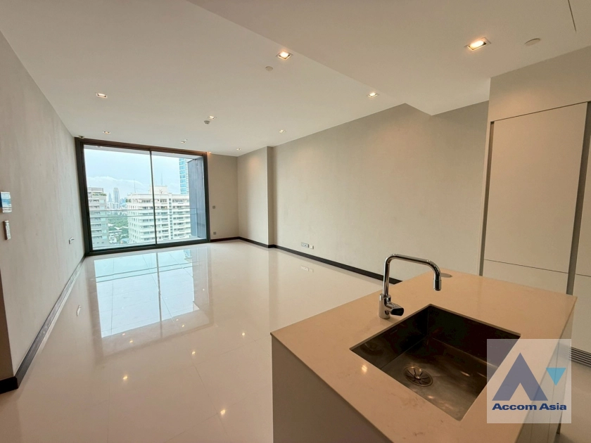 unit 2 Bedrooms  Condominium For Sale in Sukhumvit, Bangkok  near BTS Nana (AA44273)