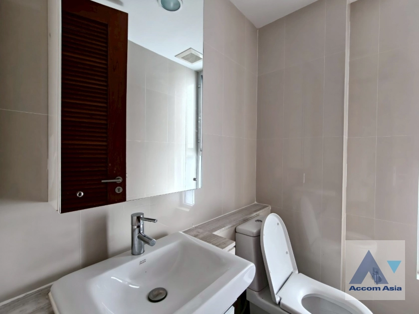 12  3 br Apartment For Rent in Sukhumvit ,Bangkok BTS Asok - MRT Sukhumvit at Spacious Living in Asoke – 220 SQ.M. Up AA44277