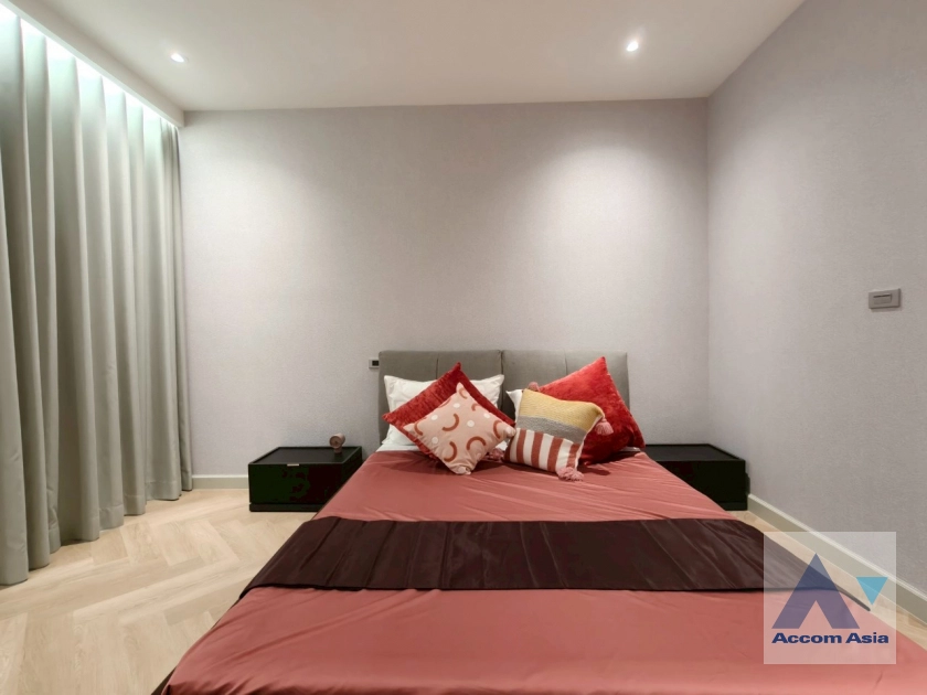24  4 br Apartment for rent and sale in Sukhumvit ,Bangkok BTS Phrom Phong at Fully Facilities AA44278