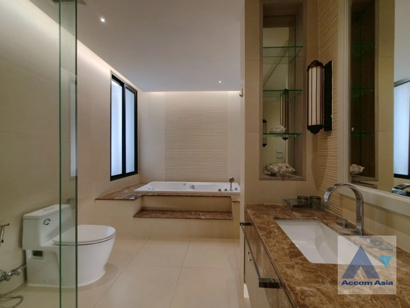 18  4 br Apartment for rent and sale in Sukhumvit ,Bangkok BTS Phrom Phong at Fully Facilities AA44278