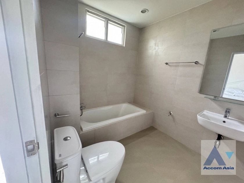 20  3 br Condominium for rent and sale in Sukhumvit ,Bangkok BTS Nana at The Heritage AA44280