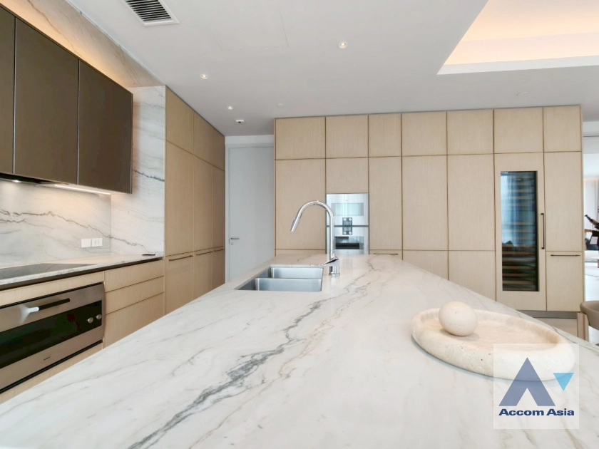 19  4 br Condominium For Sale in Sukhumvit ,Bangkok BTS Thong Lo at Scope Thonglor AA44282